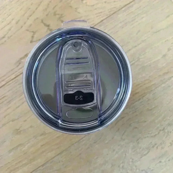 Lilly Pulitzer Kitchen Travel Tumbler Saltwater Blue Shade Seekers 20oz - Picture 3 of 4